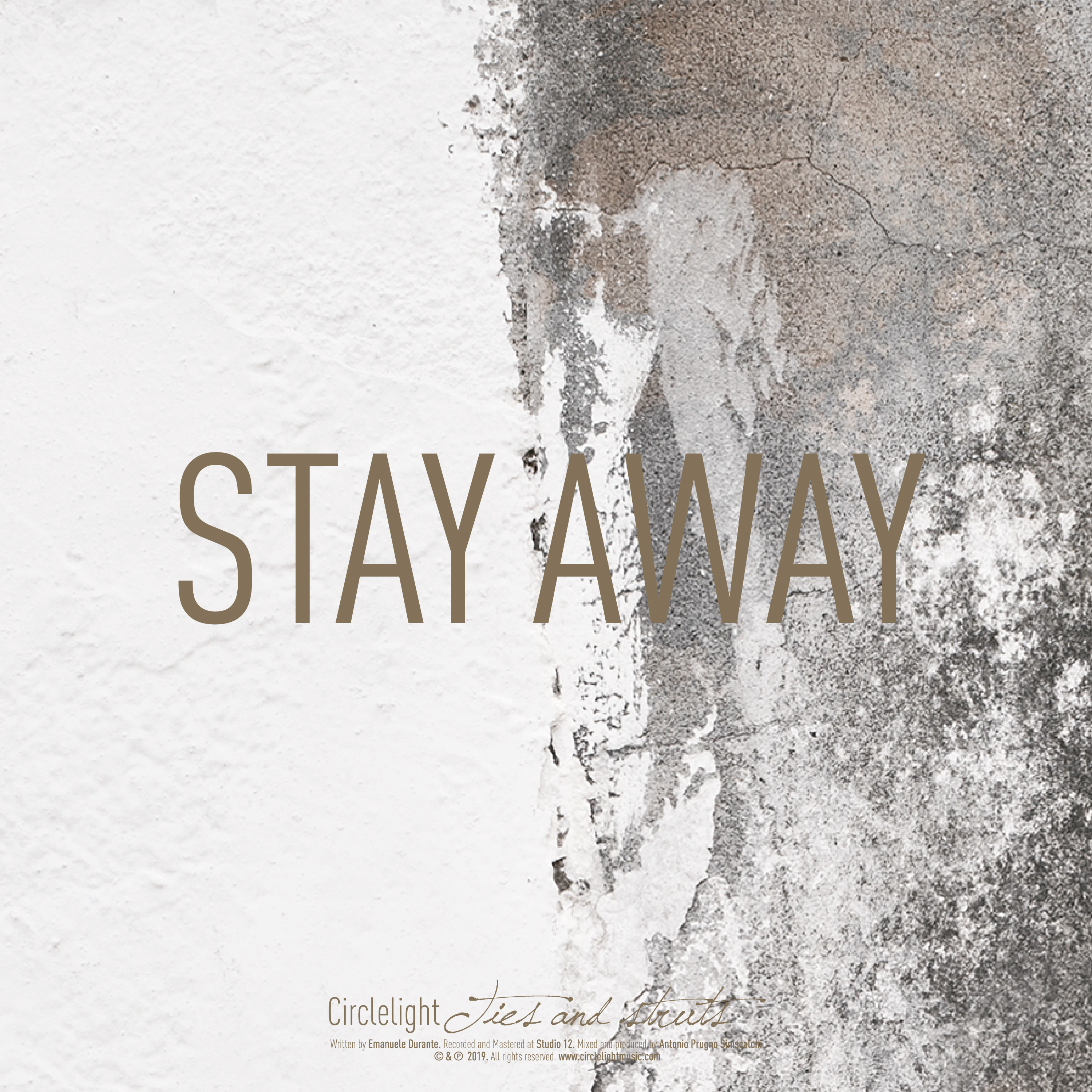 Circlelight – Stay Away      ***download esclusivo***
