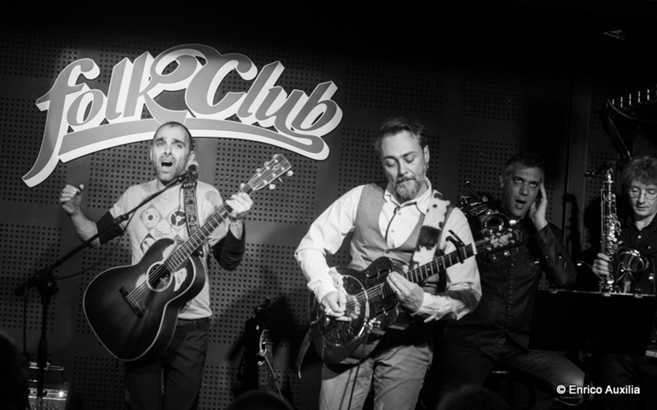 Storifilìa: il nuovo album di Orlando Manfredi in anteprima al FolkClub di Torino, 18 aprile 2019